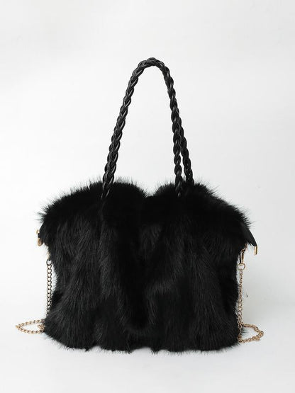 CHARLOTTE | Elegante Schultertasche aus weichem Plüsch