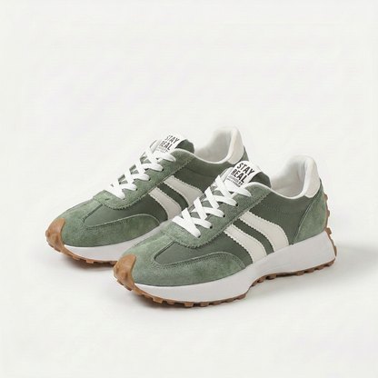 Nele – Retro Plateau-Sneaker mit dämpfender Komfortsohle